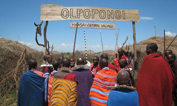 Image Slider No: 2 Kikuletwa Hot Springs Day Trip: A Hidden Oasis in Tanzania