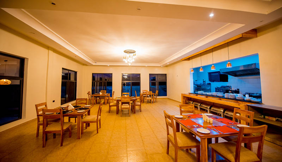 Actual image number 7 for slideshow images, displaying 27 tanzania safari images