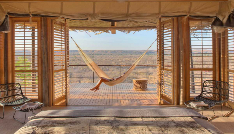 Actual image number 4 for slideshow images, displaying 24 tanzania safari images