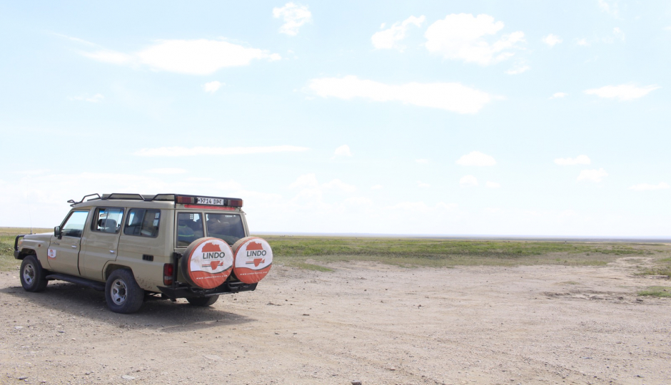 Actual image number 6 for slideshow images, displaying 26 tanzania safari images